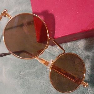 Gold Round Sunglasses